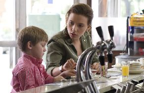 Nicholas Art, Scarlett Johannson